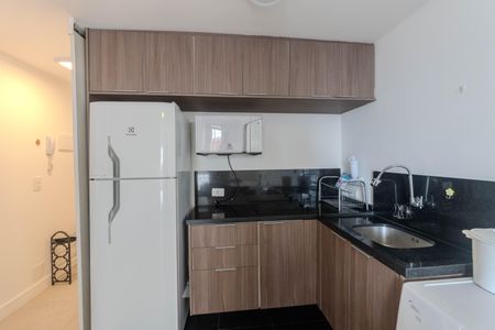 Cozinha de kitnet/studio à venda com 1 quarto, 25m² em Cerqueira César, São Paulo