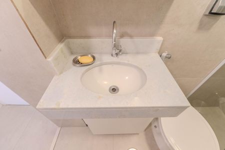 Banheiro de kitnet/studio à venda com 1 quarto, 25m² em Cerqueira César, São Paulo