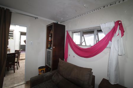 Casa à venda com 300m², 5 quartos e 4 vagasSala 2