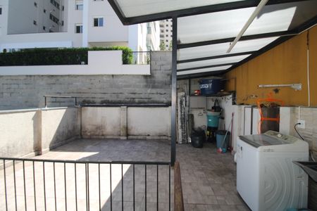Casa à venda com 300m², 5 quartos e 4 vagasÁrea de Serviço
