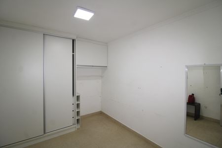 Casa à venda com 300m², 5 quartos e 4 vagasQuarto 1