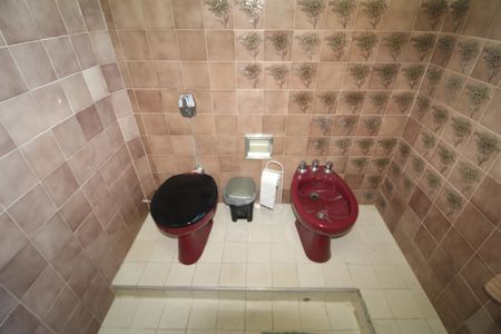 Casa à venda com 300m², 5 quartos e 4 vagasBanheiro