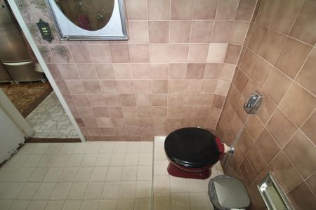 Casa à venda com 300m², 5 quartos e 4 vagasBanheiro