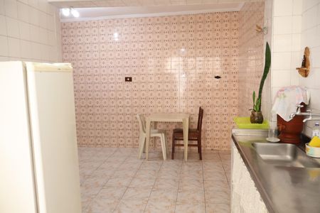 Casa à venda com 162m², 2 quartos e 4 vagasCopa e cozinha