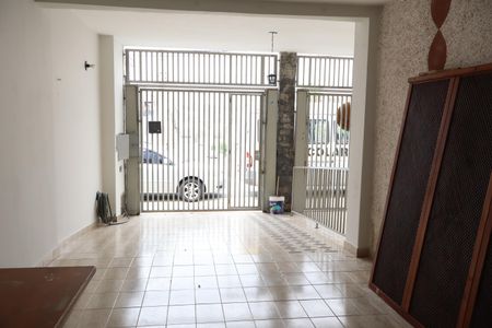 Casa à venda com 162m², 2 quartos e 4 vagasGaragem