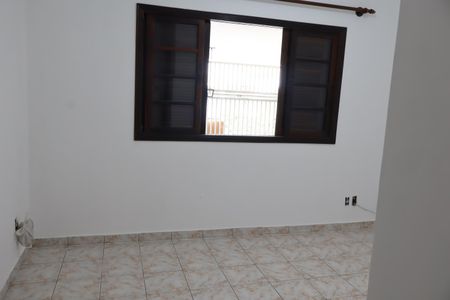 Casa à venda com 162m², 2 quartos e 4 vagasSuíte 