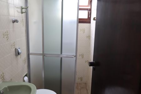 Casa à venda com 162m², 2 quartos e 4 vagasBanheiro Suíte