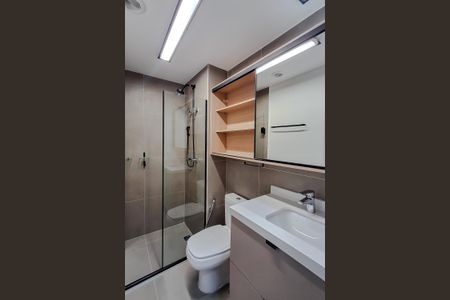 Banheiro de kitnet/studio para alugar com 1 quarto, 26m² em Vila Mariana, São Paulo