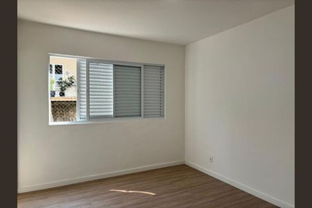 Casa à venda com 3 quartos, 107m² em Roncáglia, Campinas