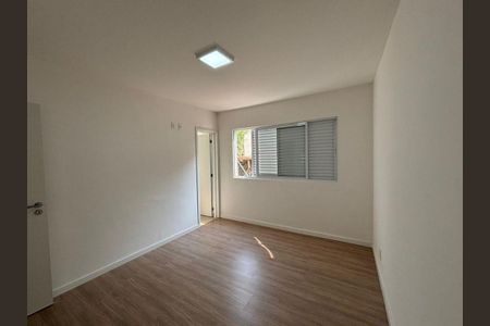 Casa à venda com 3 quartos, 107m² em Roncáglia, Campinas