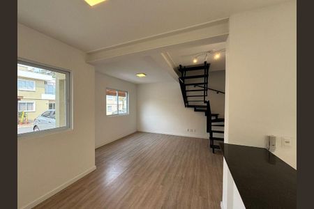 Casa à venda com 3 quartos, 107m² em Roncáglia, Campinas