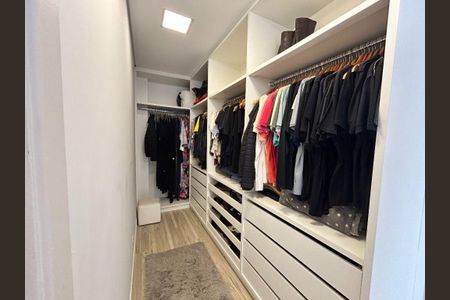 Casa à venda com 3 quartos, 220m² em Swiss Park, Campinas