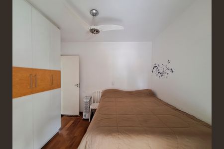 Casa à venda com 240m², 3 quartos e 4 vagasQuarto 2