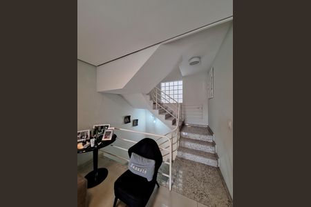 Sala de casa à venda com 3 quartos, 240m² em Água Fria, São Paulo