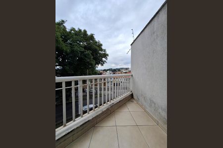 Casa à venda com 240m², 3 quartos e 4 vagasSacada Quarto 1