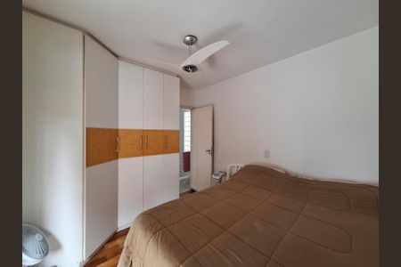Casa à venda com 240m², 3 quartos e 4 vagasQuarto 2