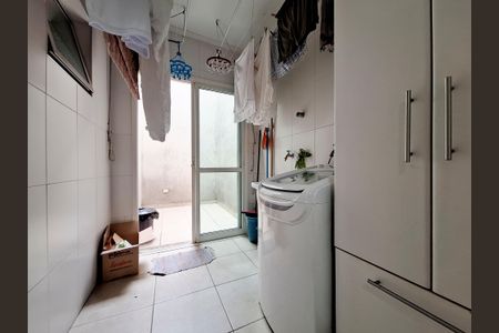 Casa à venda com 240m², 3 quartos e 4 vagasÁrea de Serviço