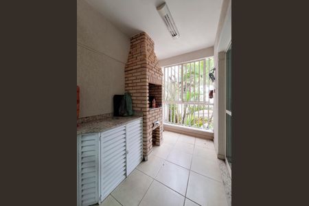 Casa à venda com 240m², 3 quartos e 4 vagasChurrasqueira
