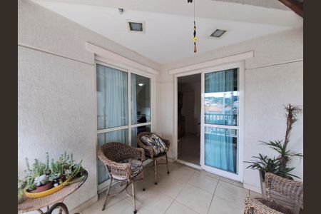 Casa à venda com 240m², 3 quartos e 4 vagasVaranda