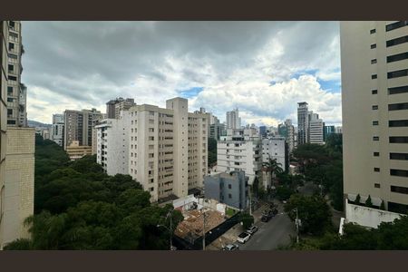 Apartamento à venda com 50m², 1 quarto e 1 vagaVista 