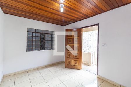 Casa à venda com 180m², 4 quartos e 2 vagas Casa à venda com 180m², 4 quartos e 2 vagasCasa1-Sala