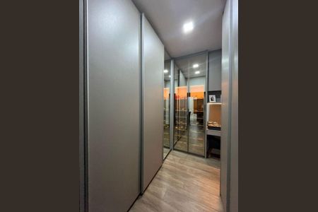 Casa à venda com 3 quartos, 198m² em Swiss Park, Campinas