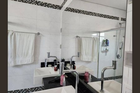Casa à venda com 4 quartos, 360m² em Swiss Park, Campinas