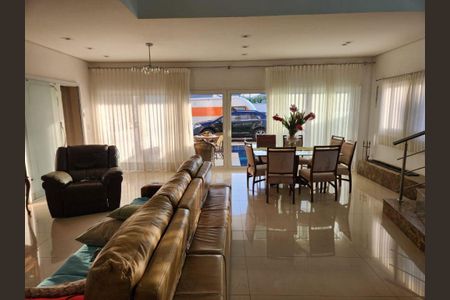 Casa à venda com 4 quartos, 360m² em Swiss Park, Campinas