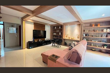 Casa à venda com 5 quartos, 463m² em Vila Marieta, Campinas