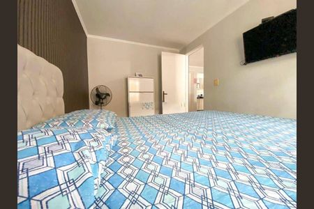 Apartamento para alugar com 56m², 3 quartos e sem vaga