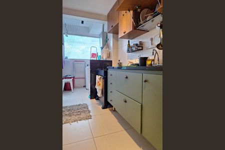 Apartamento à venda com 82m², 2 quartos e 1 vagaCozinha