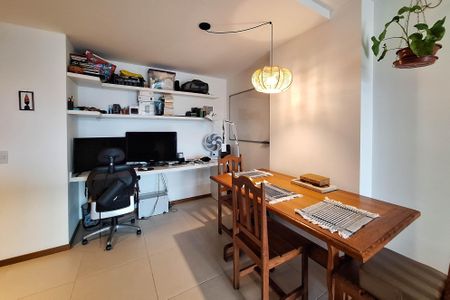 Sala de apartamento à venda com 2 quartos, 82m² em Santa Rosa, Niterói