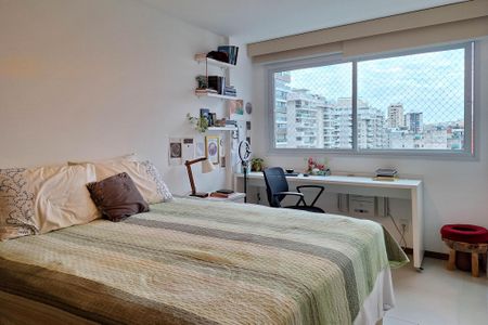 Apartamento à venda com 82m², 2 quartos e 1 vagaSuíte 1