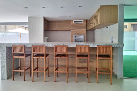 Apartamento à venda com 82m², 2 quartos e 1 vagaÁrea comum