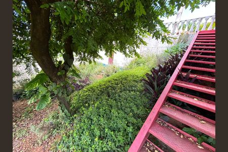 Casa de condomínio à venda com 224m², 4 quartos e 2 vagas