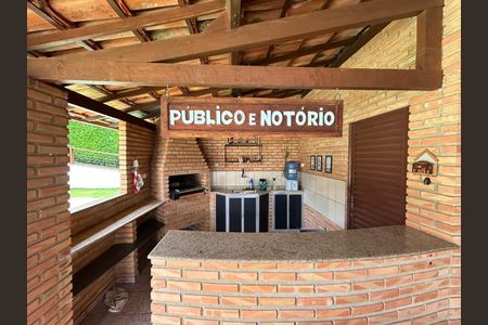 Casa de condomínio à venda com 224m², 4 quartos e 2 vagas