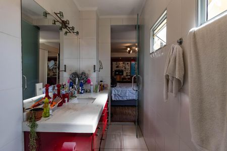 Casa à venda com 410m², 4 quartos e 3 vagas Casa à venda com 410m², 4 quartos e 3 vagasBanheiro da Suíte 3