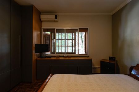 Casa à venda com 410m², 4 quartos e 3 vagas Casa à venda com 410m², 4 quartos e 3 vagasSuíte 2