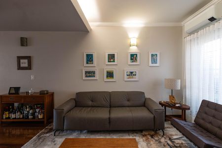 Sala de casa à venda com 4 quartos, 410m² em Perdizes, São Paulo