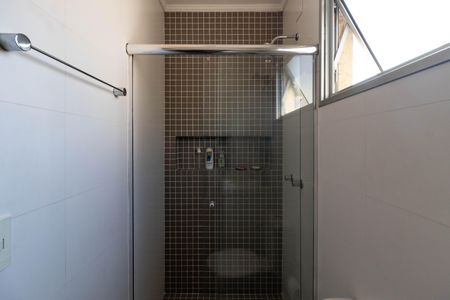 Casa à venda com 410m², 4 quartos e 3 vagas Casa à venda com 410m², 4 quartos e 3 vagasBanheiro