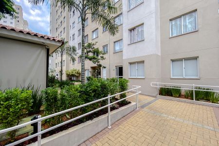 Apartamento à venda com 45m², 2 quartos e sem vagaÁrea comum