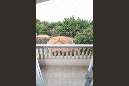 Casa para alugar com 90m², 2 quartos e 2 vagasSuíte