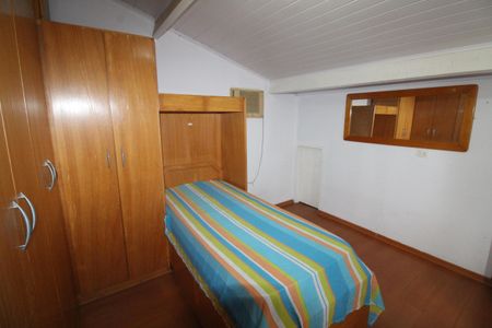 Casa para alugar com 90m², 2 quartos e 2 vagasQuarto 