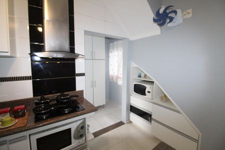 Casa para alugar com 90m², 2 quartos e 2 vagasCozinha