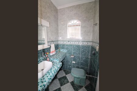 Casa para alugar com 90m², 2 quartos e 2 vagasBanheiro da Suíte