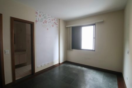 Apartamento para alugar com 188m², 4 quartos e 2 vagasSuíte