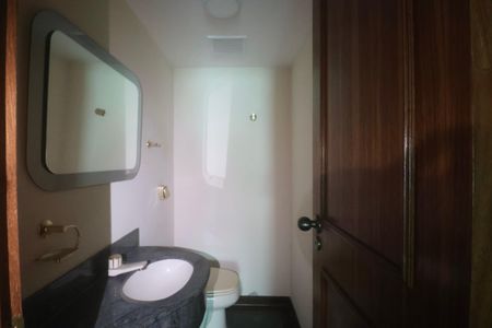 Apartamento para alugar com 188m², 4 quartos e 2 vagasLavabo