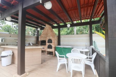 Apartamento para alugar com 188m², 4 quartos e 2 vagasÁrea comum - Churrasqueira