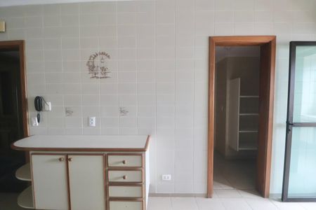 Apartamento para alugar com 188m², 4 quartos e 2 vagasCozinha
