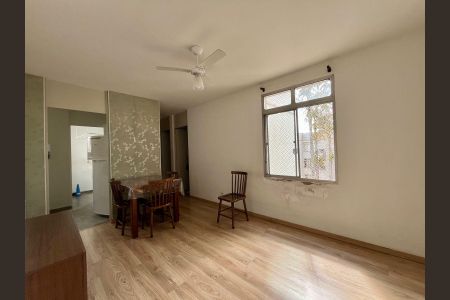 Apartamento à venda com 55m², 2 quartos e 1 vagaSala